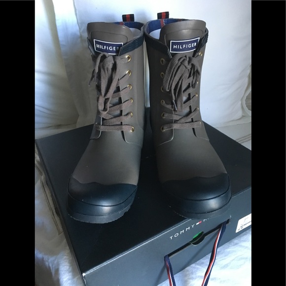 tommy hilfiger renegade rain boots